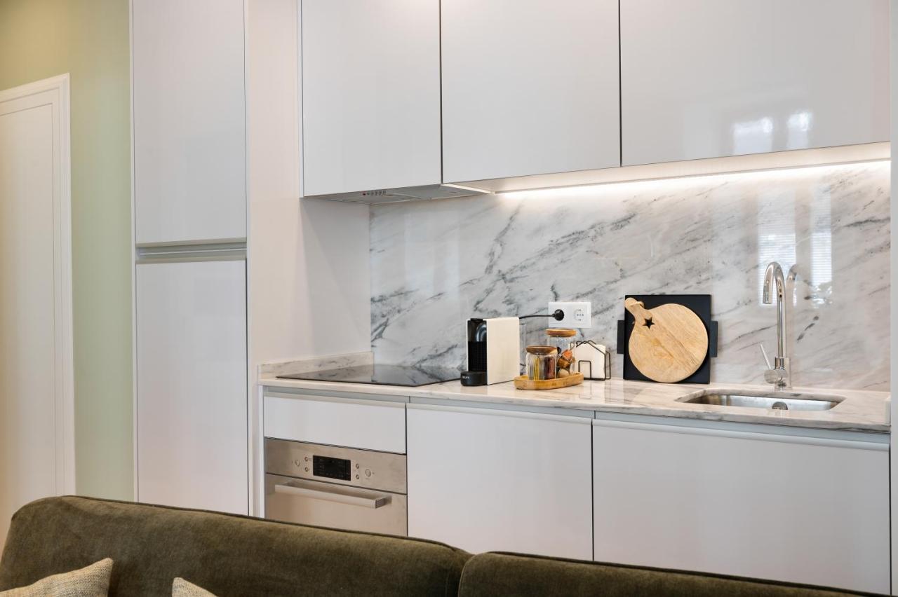 Away To Enjoy Apartment - Hapiness Has A Place Порто Екстериор снимка